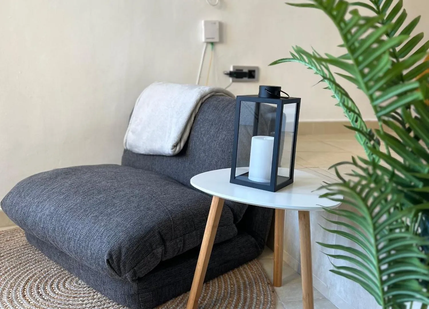Apartamento Acogedor En Primera Linea De Playa La Pineda 0*,  Spain